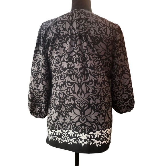 Ann Taylor Loft Dark Floral Blouse size Small - Picture 9 of 9